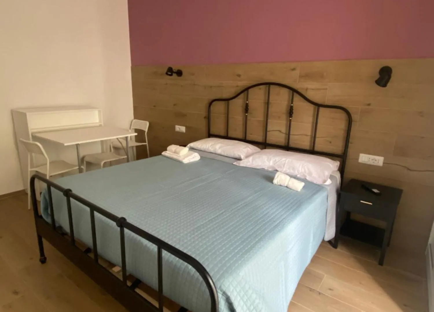 Affittacamere Antonino Pio Home 2 Roma